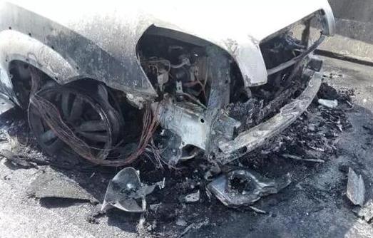 澳门天天好挂牌正版和考生爆燃中遇难不实与考生车祸今天最新消息
